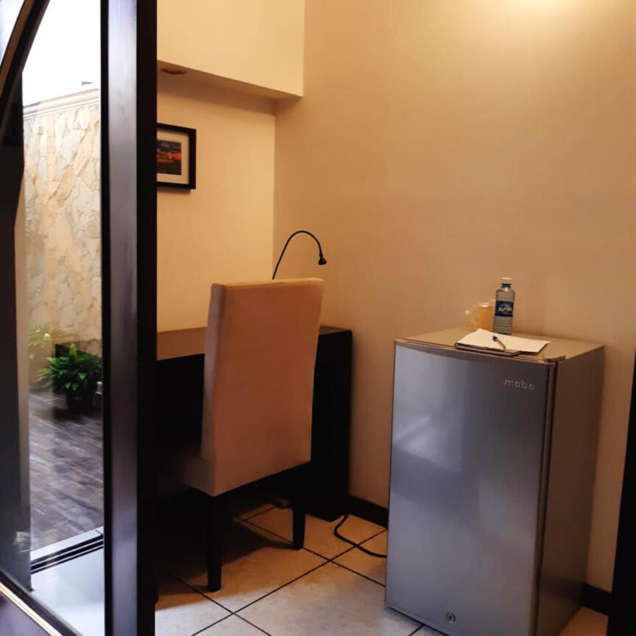 Hotel Villa Florencia Zona Rosa San Salvador Eksteriør billede