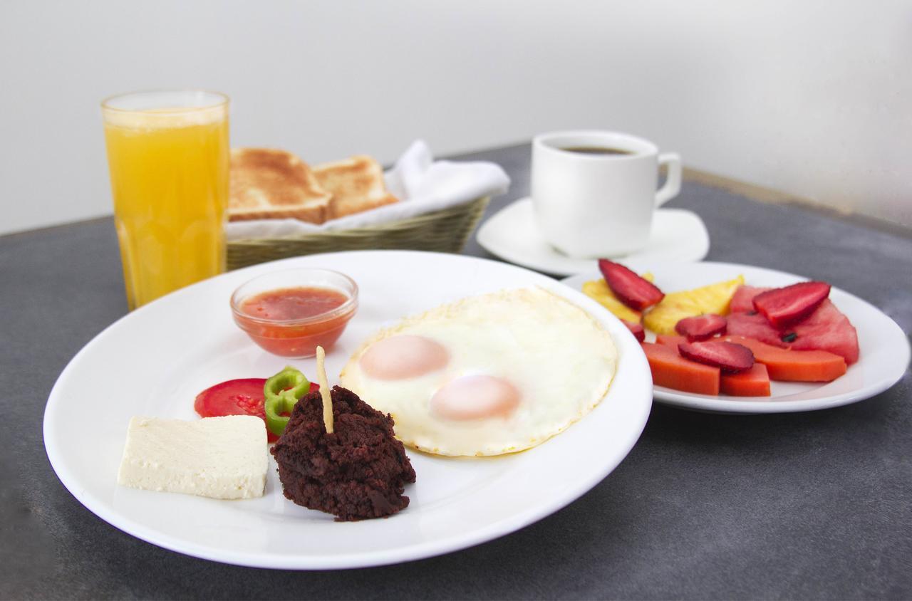 Hotel Villa Florencia Zona Rosa San Salvador Eksteriør billede